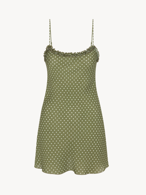 Réalisation Par Eliza Mini Slip Dress - Effortless & Cute Summer Essential 1 Réalisation Par Eliza Mini Slip Dress - Effortless & Cute Summer Essential