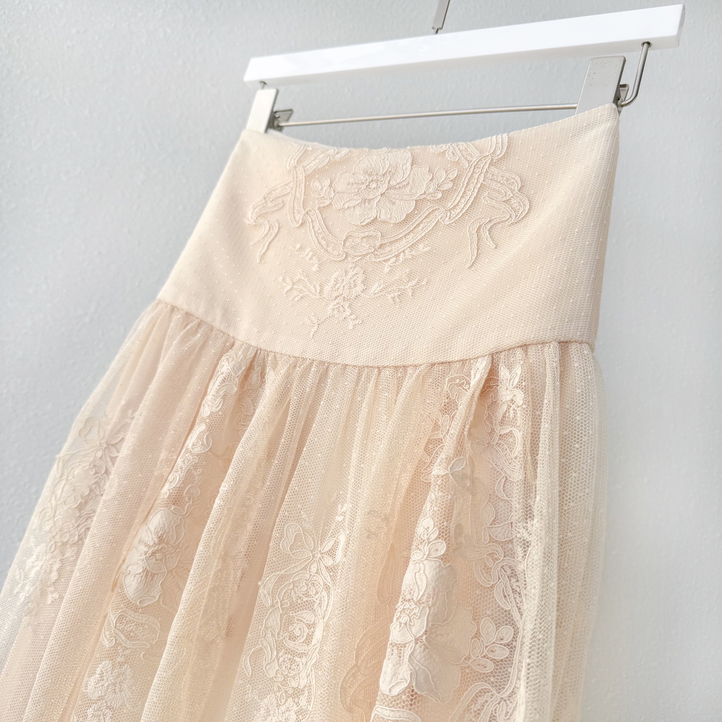 Elegant Lace Maxi Skirt - Vintage Inspired, Timeless Style for Women 3 i1760433967674 7078 0 8