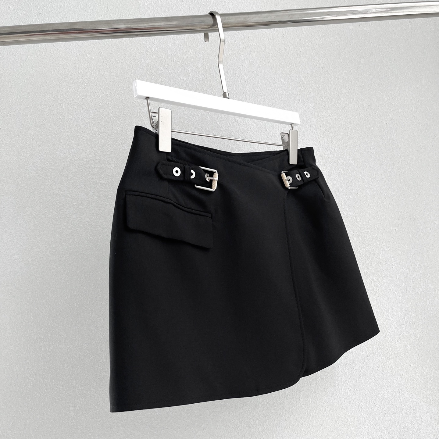 Zimmerman ￼ #8437
: 
Main41% WOOL 52%POLYESTER
         4%LYCRA 3%POLYAMIDE...