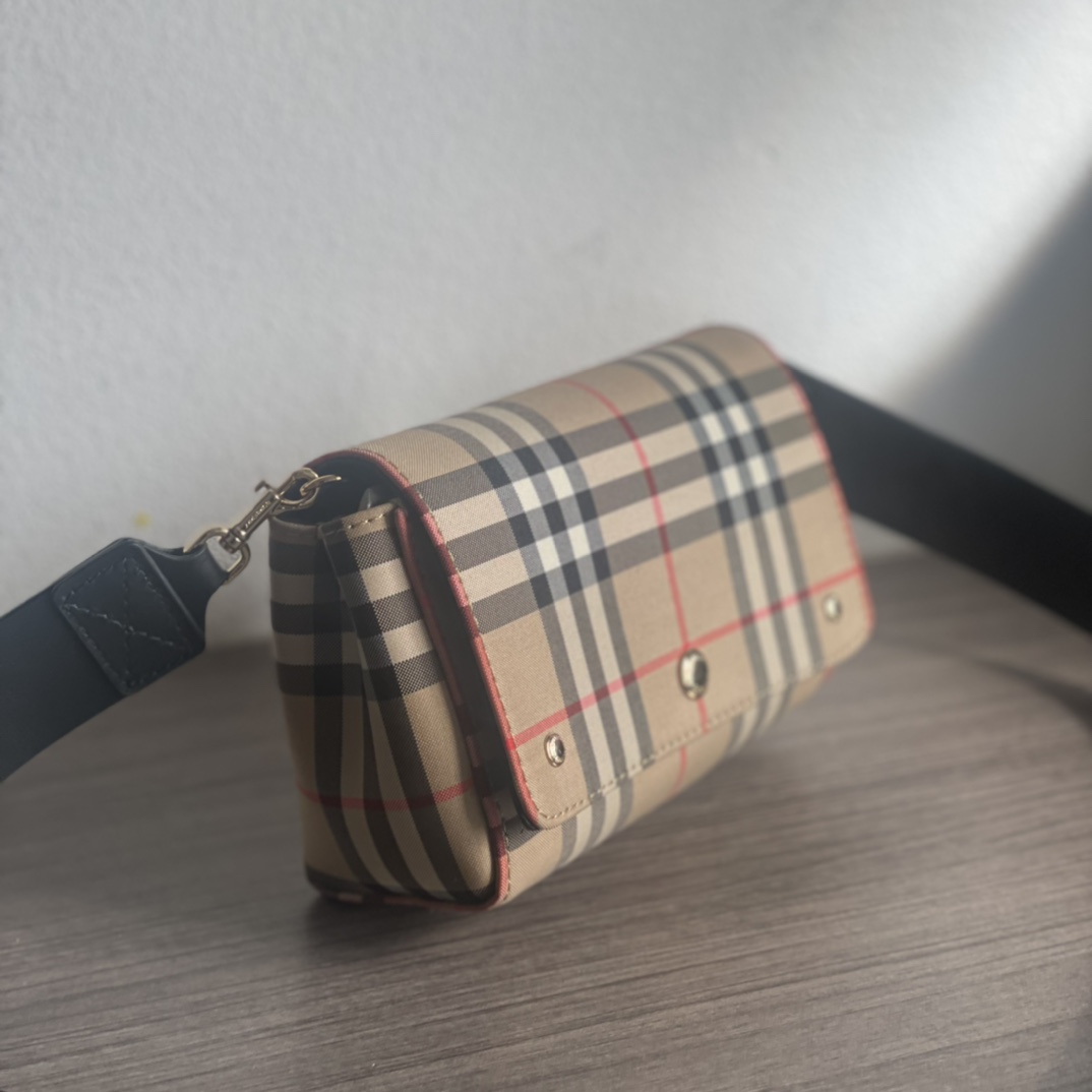 [Burberry Women