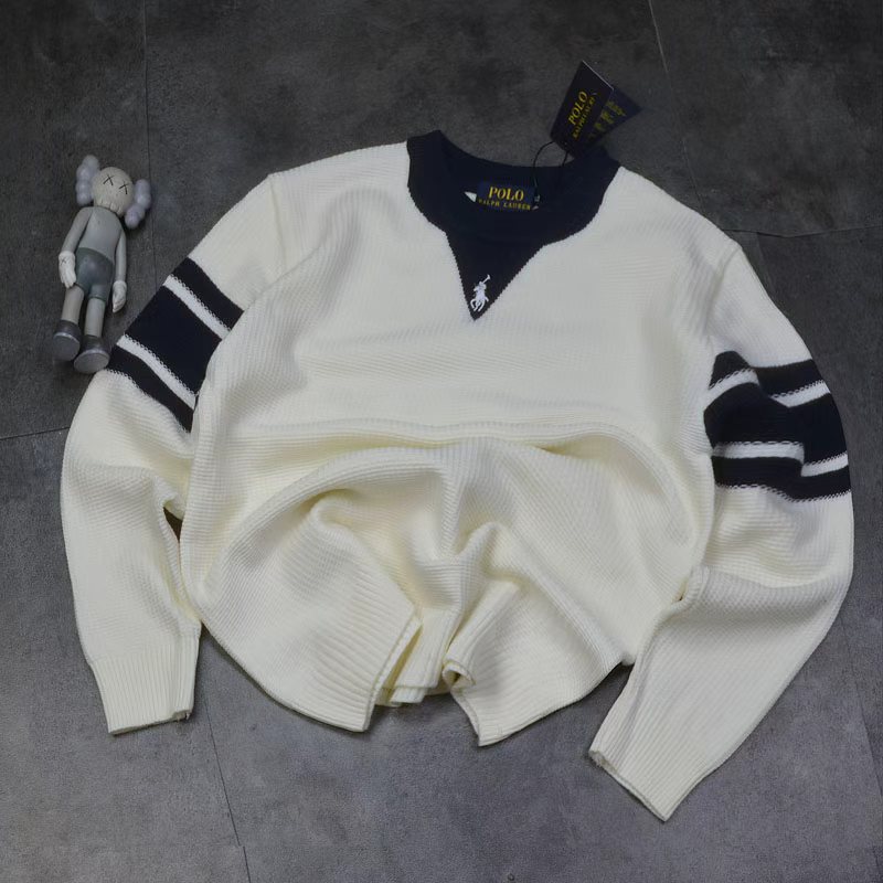 💰105
POLO/拉夫劳伦25年冬季新款拼色领刺绣战马经典毛衣袖杠条。此设计兼顾风度与温度：套头舒适针织衫更能灵活调节下摆围度，拼色领. 电脑提花杠条 舒适，简单操作，即刻变换穿搭形态，满足多种场合与个性化需求，让每一处细节都经得起推敲。
颜色：藏青色 白色 卡其色 黑色
尺码：M-3xl
M肩宽45胸围100衣长67袖长59 100-115斤
L肩宽47胸围104衣长69袖长60  120-130斤
xl肩宽49胸围108衣长71袖长61  135-145斤
2xl肩宽51胸围112衣长73袖长62  150-160斤
3xl肩宽53胸围116衣长74袖长63  165-180斤