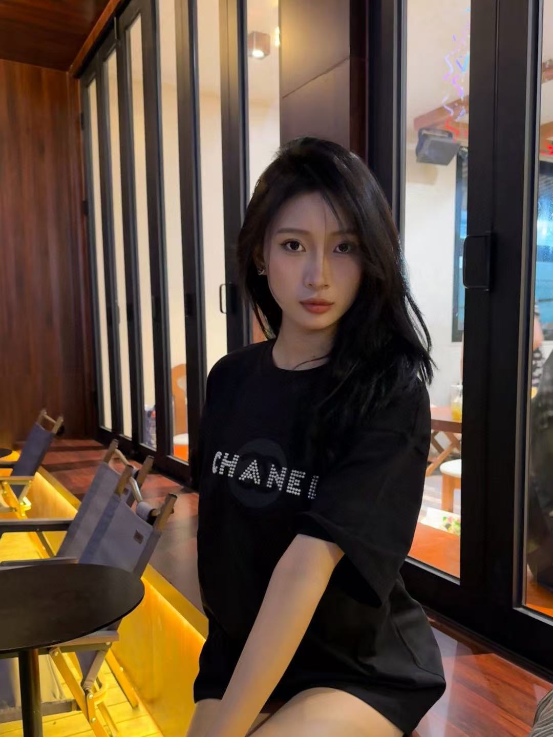 Chanel 香奈儿 珍珠圆圈字母短袖T恤 上身效果#