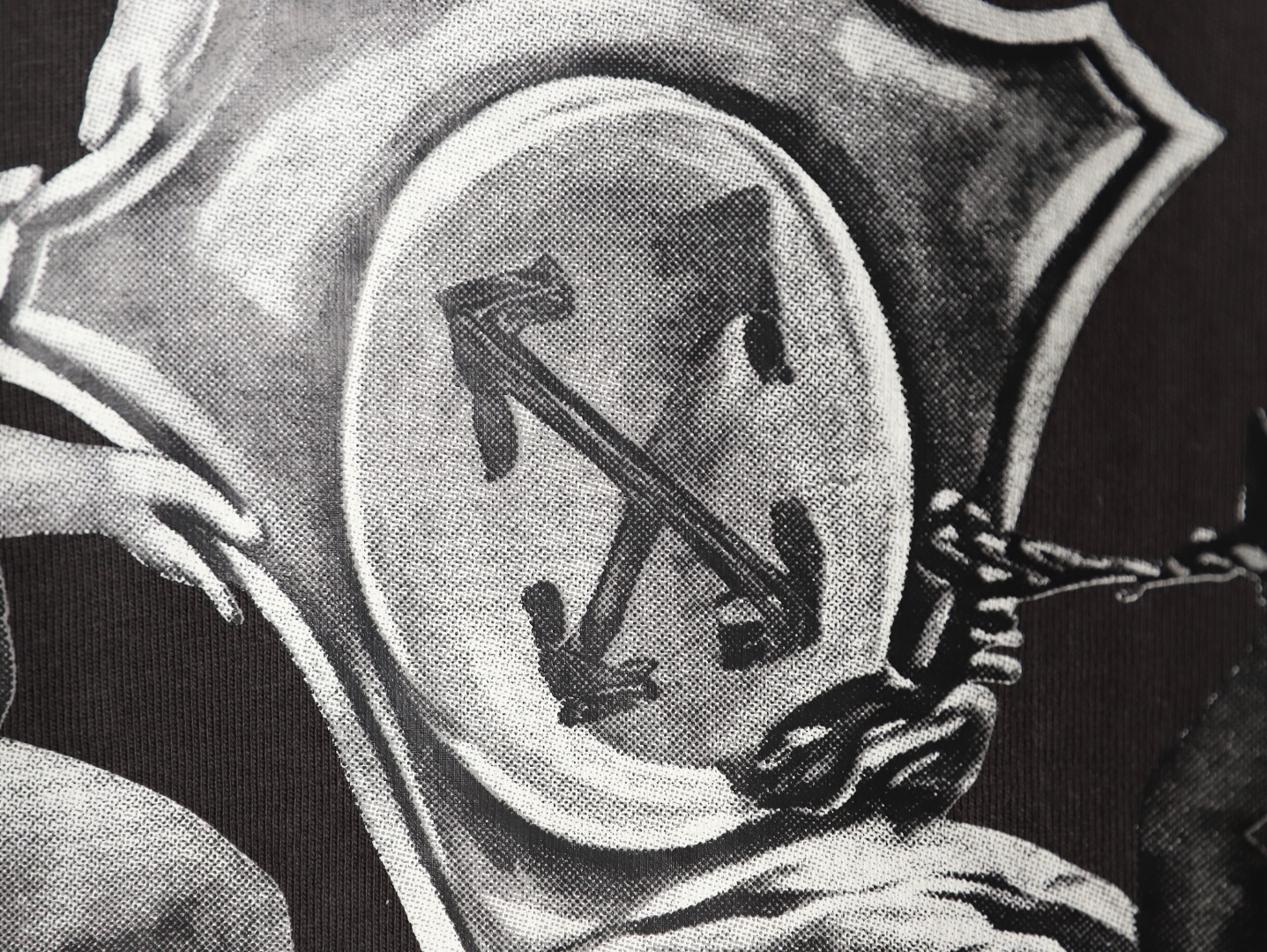 OFF WHITE OW小天使款短袖T恤做旧黑-Chinese UA Cheap High Quatity Brand Clothes Bags handbags Sneakers wholesale wholesaler seller from China Factory suppliers Fashion Clothing Shoes best Quality Beautiful Price OFF WHITE OW小天使款短袖T恤做旧黑