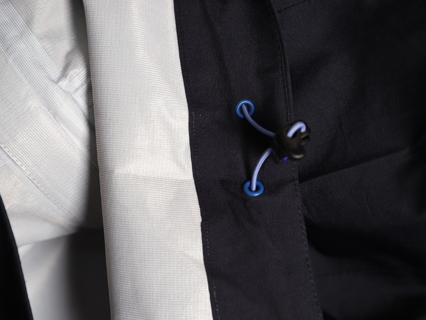 KAILAS 凯乐石 博格达系列 轻量防风防水户外徒步登山冲锋衣-Chinese UA Cheap High Quatity Brand Clothes Bags handbags Sneakers wholesale wholesaler seller from China Factory suppliers Fashion Clothing Shoes best Quality Beautiful Price KAILAS 凯乐石 博格达系列 轻量防风防水户外徒步登山冲锋衣