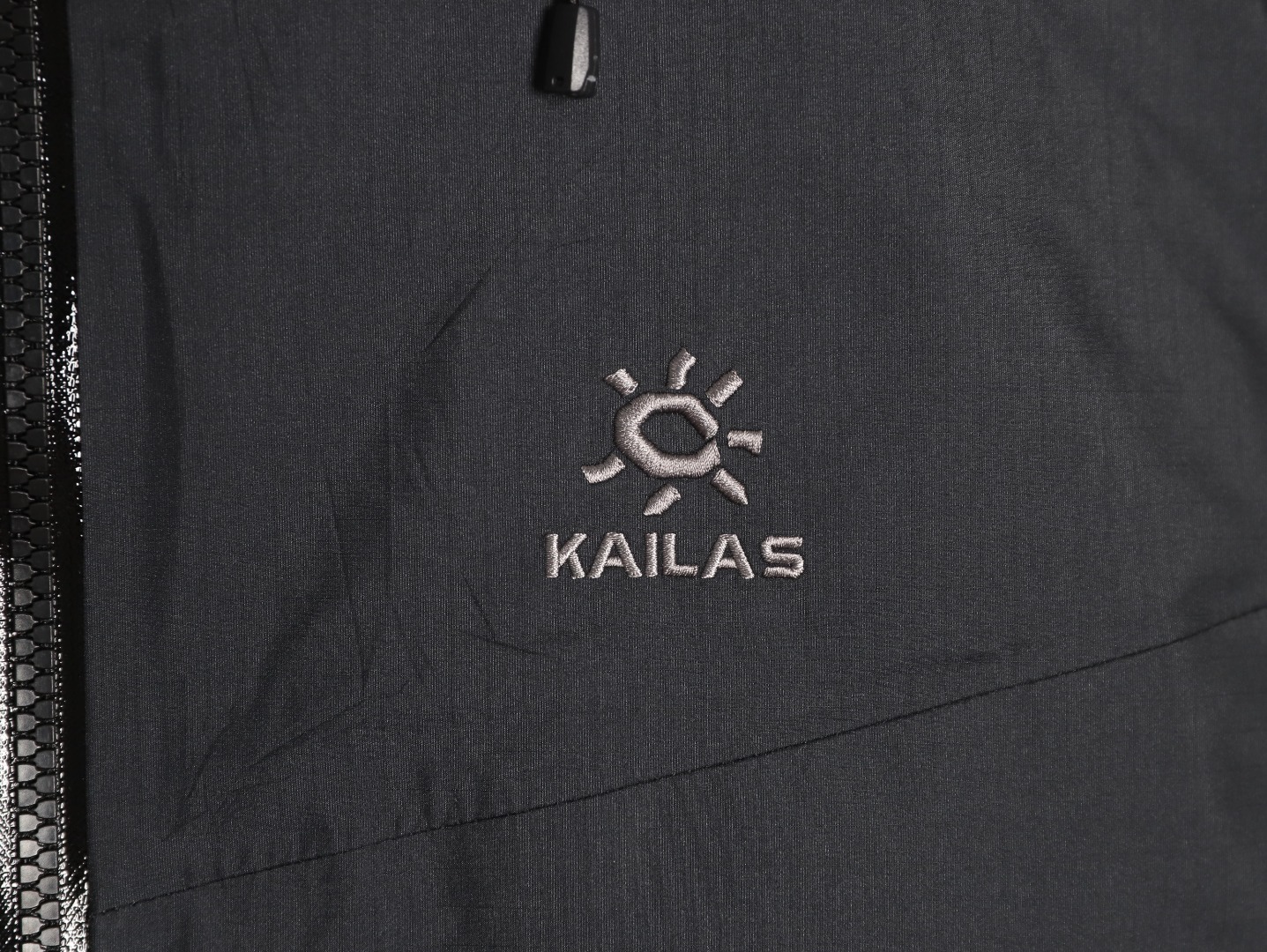 KAILAS 凯乐石 博格达LT冲锋衣防风防水轻量户外徒步登山服外套-Chinese UA Cheap High Quatity Brand Clothes Bags handbags Sneakers wholesale wholesaler seller from China Factory suppliers Fashion Clothing Shoes best Quality Beautiful Price KAILAS 凯乐石 博格达LT冲锋衣防风防水轻量户外徒步登山服外套