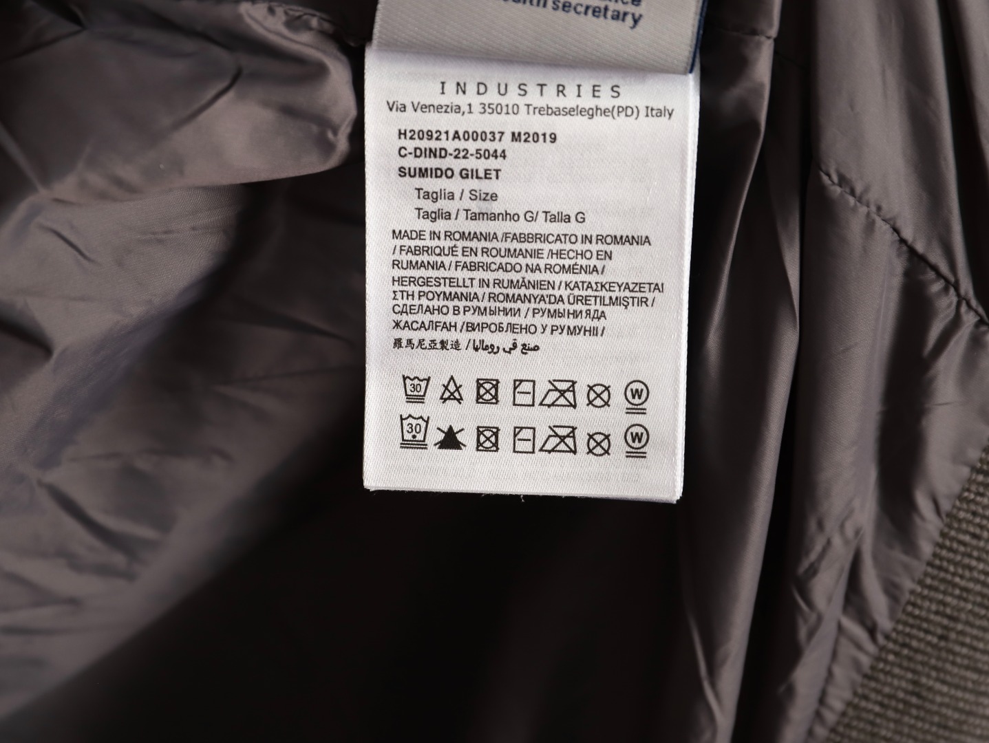 Moncler 蒙口 Padded Corduroy系列 FW24 拉链拼接袖轻便针织开衫羽绒服