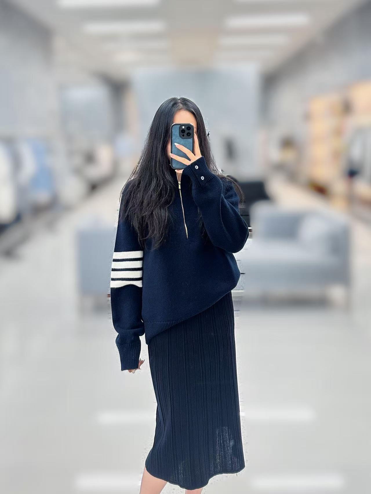 THOM BROWNE 汤姆布朗 TB 25FW 四杠半拉链毛衣 上身效果#