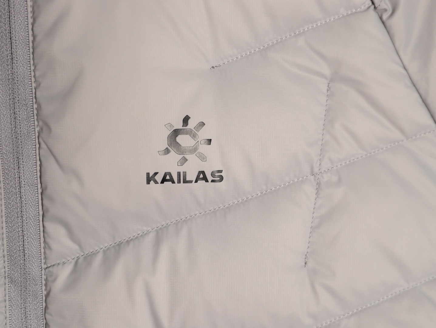 KAILAS 凯乐石 GT ZERO男女同款轻薄连帽羽绒服 黑 银灰 深灰