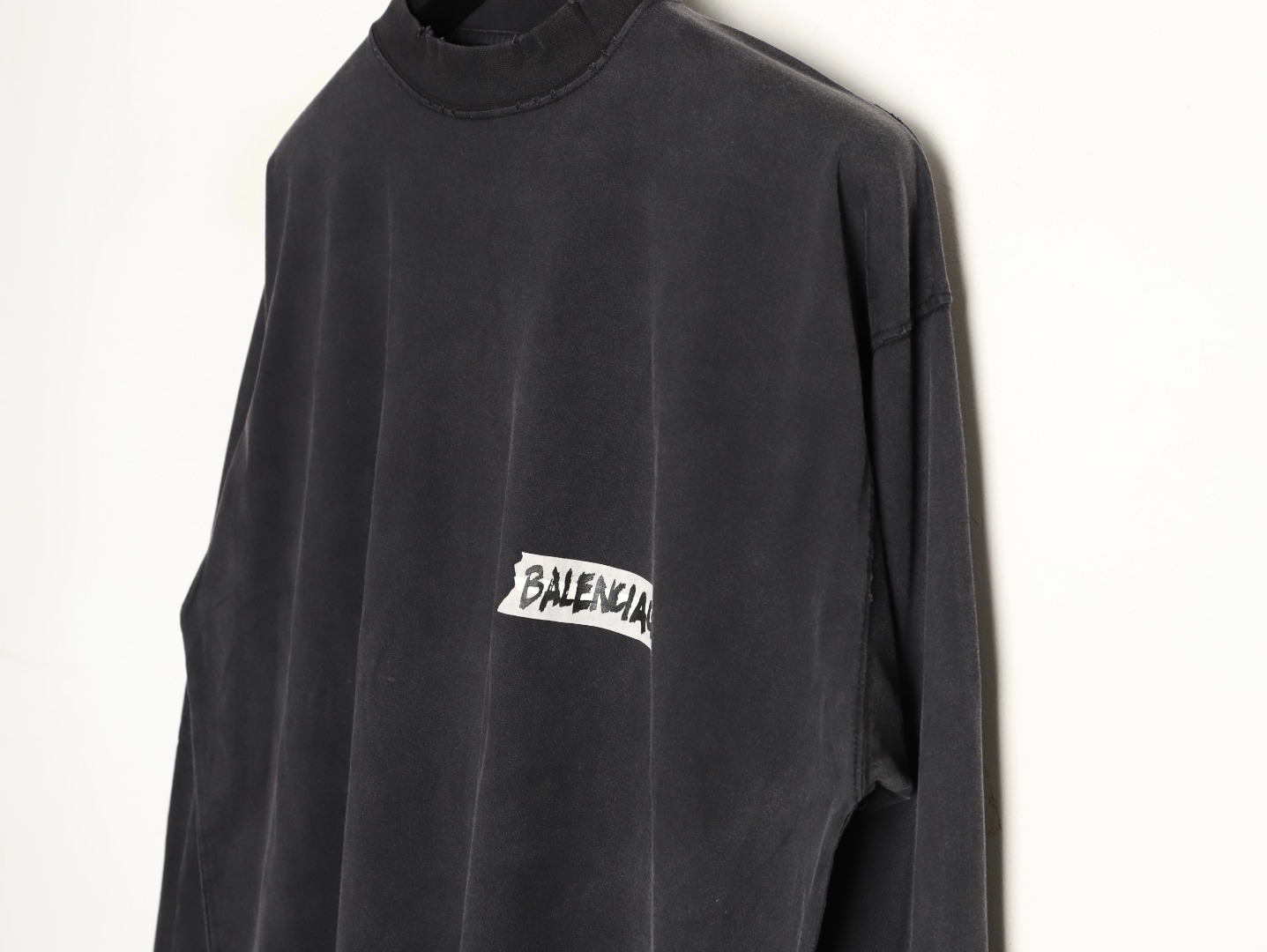 Balenciaga 巴黎世家 26SS 新胶带印花长袖T恤