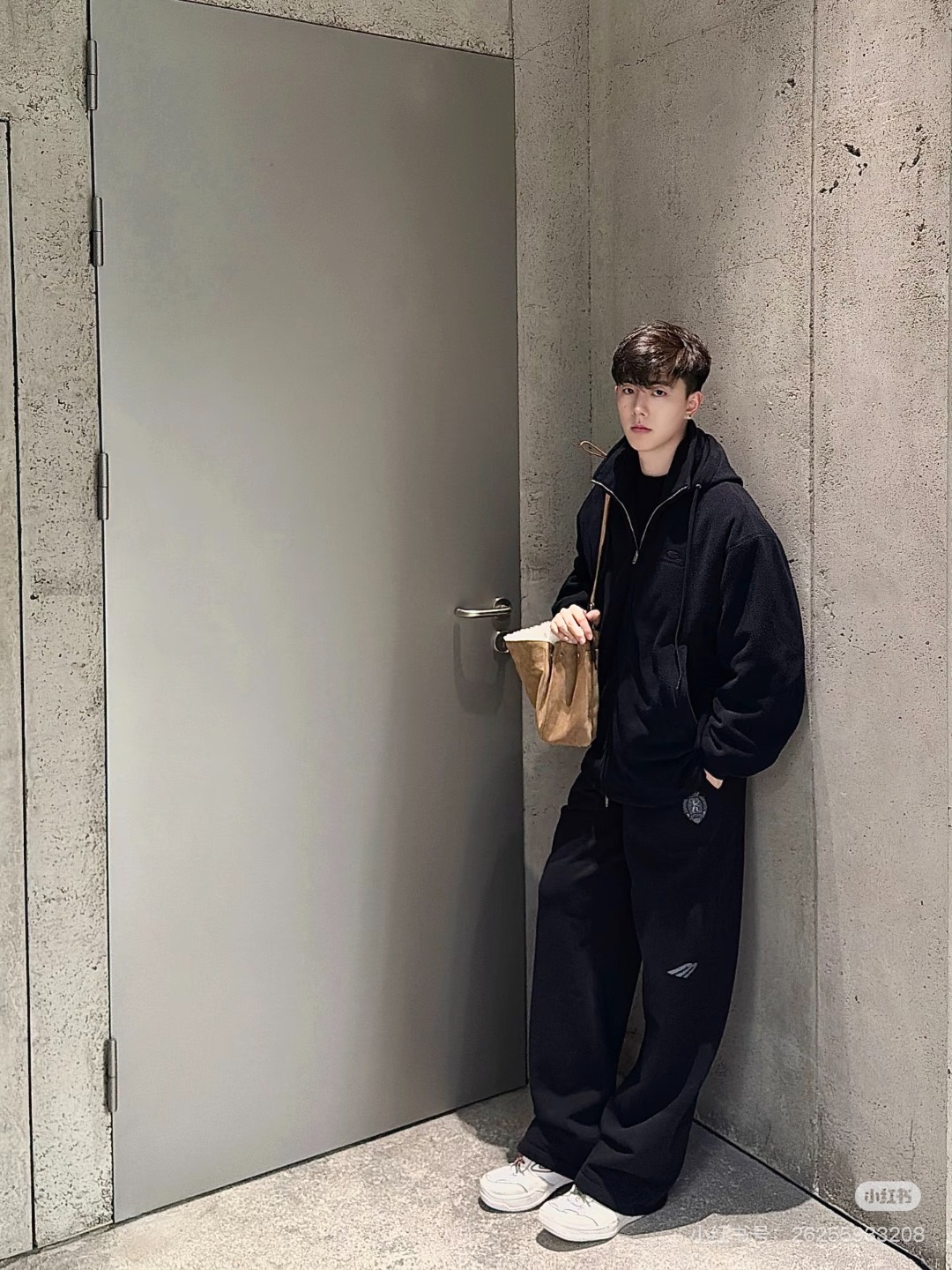 _dgH9s4M7-shQPzs2jAlo9XUd1_SktyxMxnFq9kw