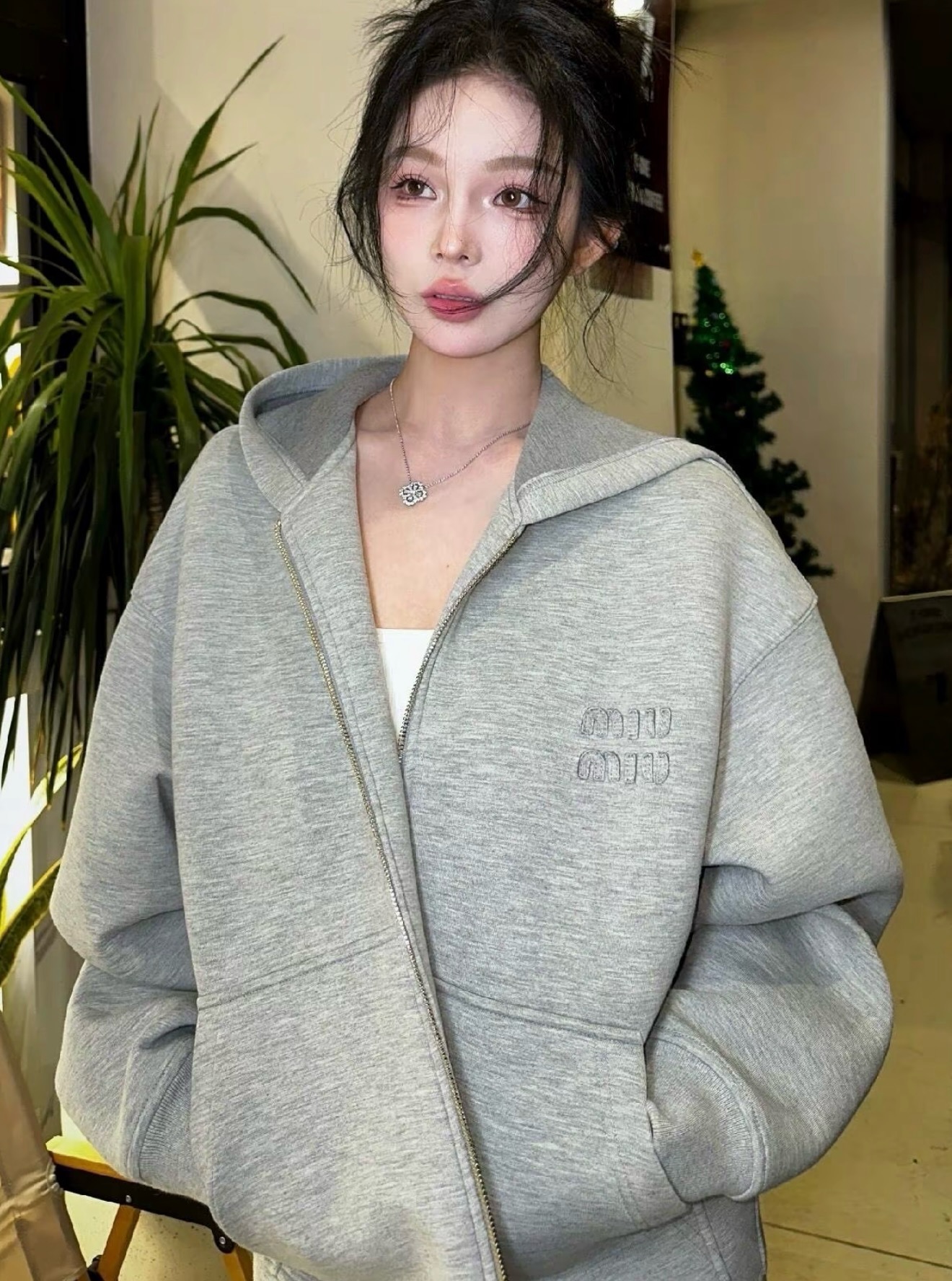 _dii9s5_-G5vl8zffs65GliiYMGAr-V7Lrjz4jjg