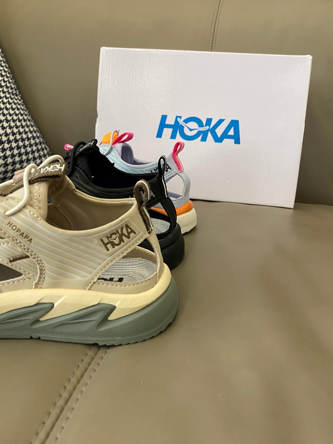 图片[7]-活动尺码：26-37 妈耶～也太可爱了吧～🤩🤩🤩 HOKA HOPARA包头镂空溯溪凉鞋，登山鞋底更贴合脚掌🦶🏻，日常出门或户外出行两不误👻呼吸镂空设计，夏天干爽又透气💨鞋底软软的～爆走无压-选品中心