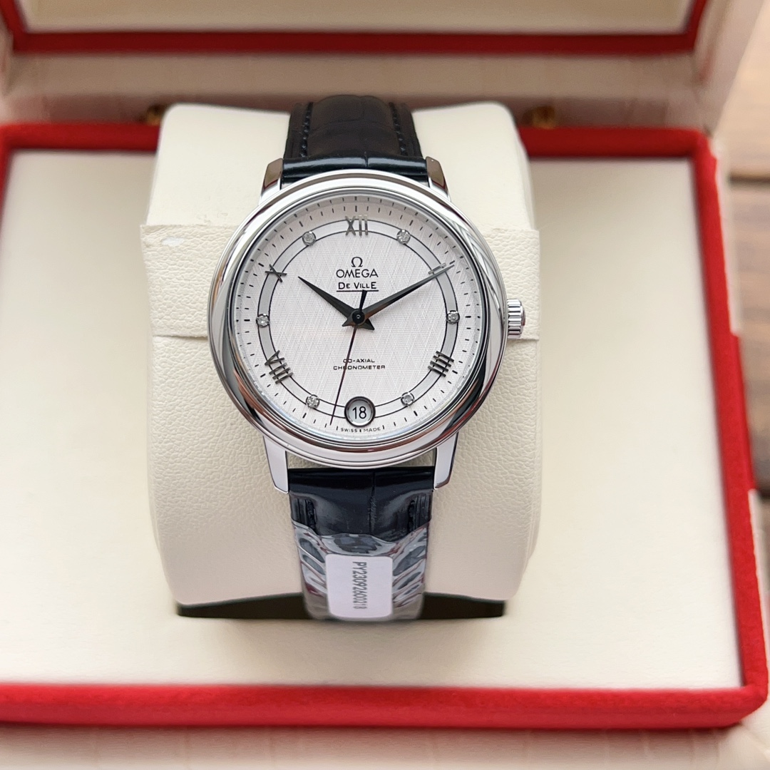 NO:586170,3s new product debut】Omega Omega Diefei series watch!  Customized version of 'American crocodile leather' strap model (professional customization of counter-quality American crocodile leather) 1 Diameter 32.7MM, the same size as the original!  2 Low-key and unpretentious, yet delicate and attractive, the Roman rose gold nailed mother-of-pearl dial is luxurious, eye-catching and unique, with 12, 2, 4, 8 and 10 rose gold Roman numerals, and 6 Vs natural diamonds inlaid with scales, making it hard to put it down!  It has attracted many loyal supporters. This series of watches has a simple style, elegant and gorgeous appearance, highlighting the eye-catching and timeless beauty. 3. Equipped with imported customized fully automatic mechanical movement, it is super durable and stable!  4. Use ultra-clear and wear-resistant sapphire crystal scratch-resistant glass to provide comprehensive protection!  5316L high-density stainless steel case ring and strap are wear-resistant and scratch-resistant. 6 three-code in-one hangtag, warranty card, and bottom case code, one-to-one correspondence!  Each diamond watch is equipped with a certificate issued by China's GTC authoritative certification agency to ensure that each one is a real diamond. The test number of each certificate is a unique number and there is no duplication. Scan the official website of the agency to check!  This model is the most meaningful mechanical watch!  By swinging your wrist, the movement weight can automatically rotate to obtain kinetic energy for automatic winding of the movement. The balance wheel of the movement affects your heart and runs synchronously like a heartbeat!  This is a masterpiece of craftsmanship that can be called the 'goddess's soul jewelry'. All cousins ​​are welcome to taste it!  ,,omega,crocodile skin198609093s新品首发】欧米茄omega蝶飞系列腕表！定制版“美洲鳄鱼皮”表带款（专业定制专柜品质的美洲鳄鱼皮） 1直径32.7MM,跟正品一致的尺寸！ 2低调朴实无华,却又细腻耐看,罗马玫瑰金字钉彩云贝母表盘,奢华醒目独特12 2 4 8 10位置玫瑰金罗马数字,6颗Vs天然真钻镶嵌刻度,让人爱不释手！吸引了众多忠实支持者.此系列表款风格简约,外观雅致华美,彰显着引人瞩目的隽永美感. 3搭配进口定制版全自动机械机芯,超级耐用稳定！ 4采用超清晰耐磨蓝宝石水晶防刮玻璃,提供周全保护！ 5316L高密度精钢表壳圈表带耐磨防刮. 6三码合一吊牌、保卡、底壳码,一一对应！每一支钻表都配有中国GTC权威认证机构出具的证书,确保每一颗都是真材实料真钻石,每一张证书的检测编号都是唯一编号,绝无重复,机构官方网站扫一扫查阅！此款是最富有内涵的机械表哦！通过手腕的摆动机芯摆砣就能自自动转动给机芯自动上链获取动能,机芯的摆轮犹如心跳一样牵动着你的心同步运行！此为称得上“女神的灵魂饰品” 匠心力作 欢迎各位表友品鉴！,,omega,crocodile skin,Watch