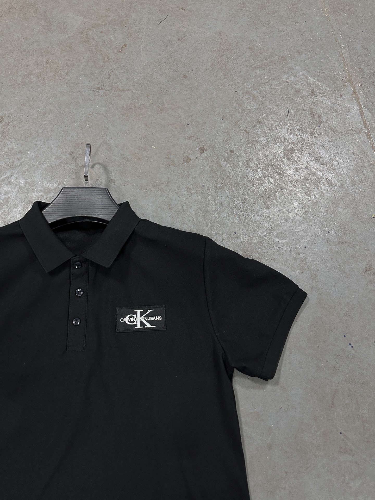💰39 XJ-供货
供货发货 无过滤实拍  280克珠地棉 商务穿搭 首选polo 前面三个纽扣 双缝线车边 刺绣logo 顶级质量  实拍什么样 收到就是什么样！ M-5XL 