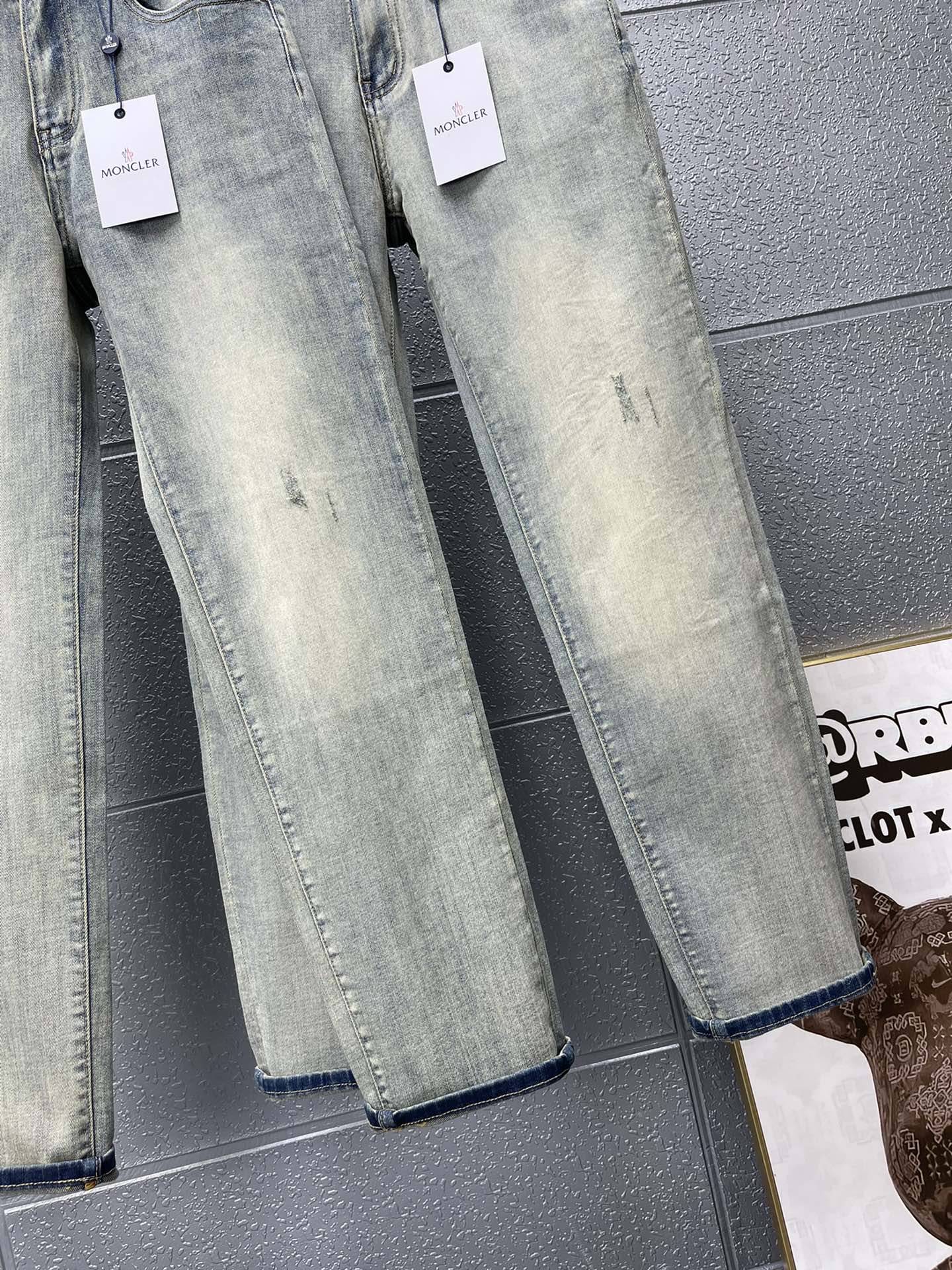Moncler 2024 Spring Summer European Specialty Joint Leisure Jeans Overview - 图片 4