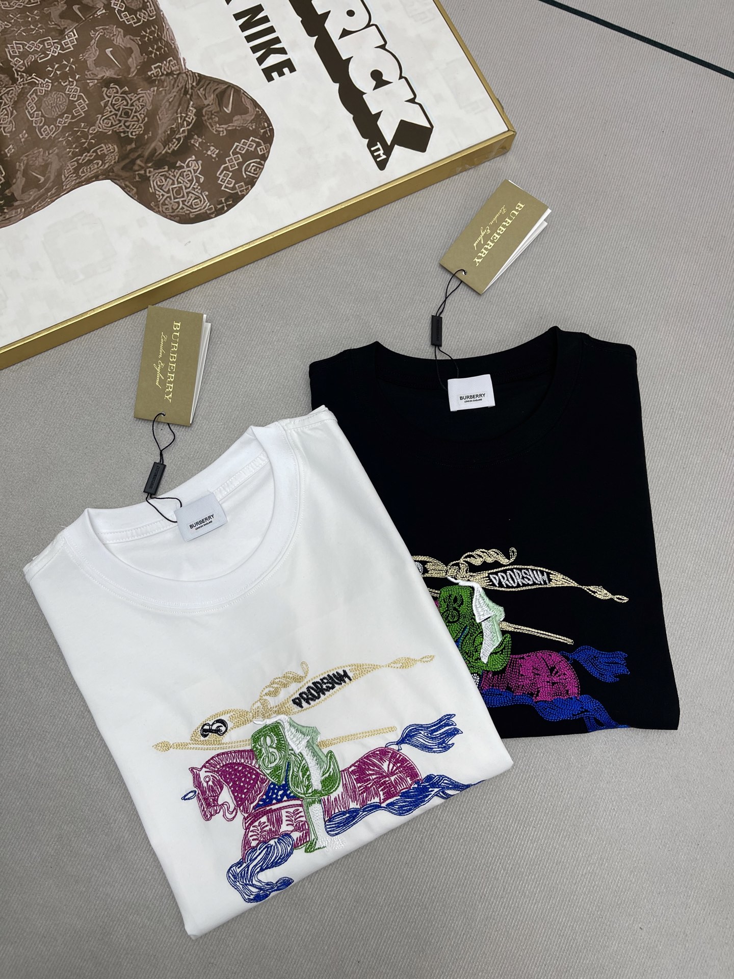 Alternative view of Burberry T-Shirt 08554
