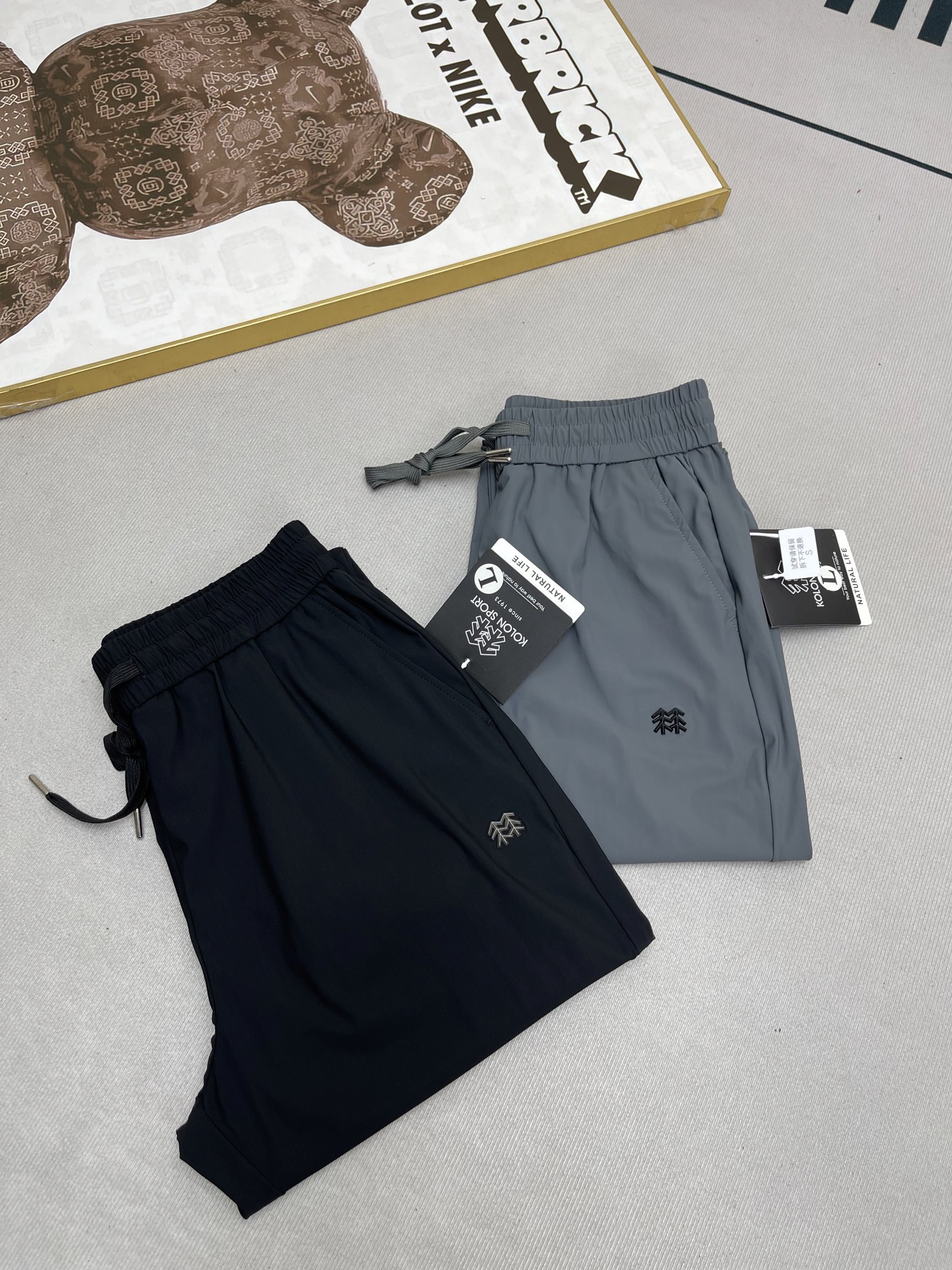 Alternative view of Pants 08545