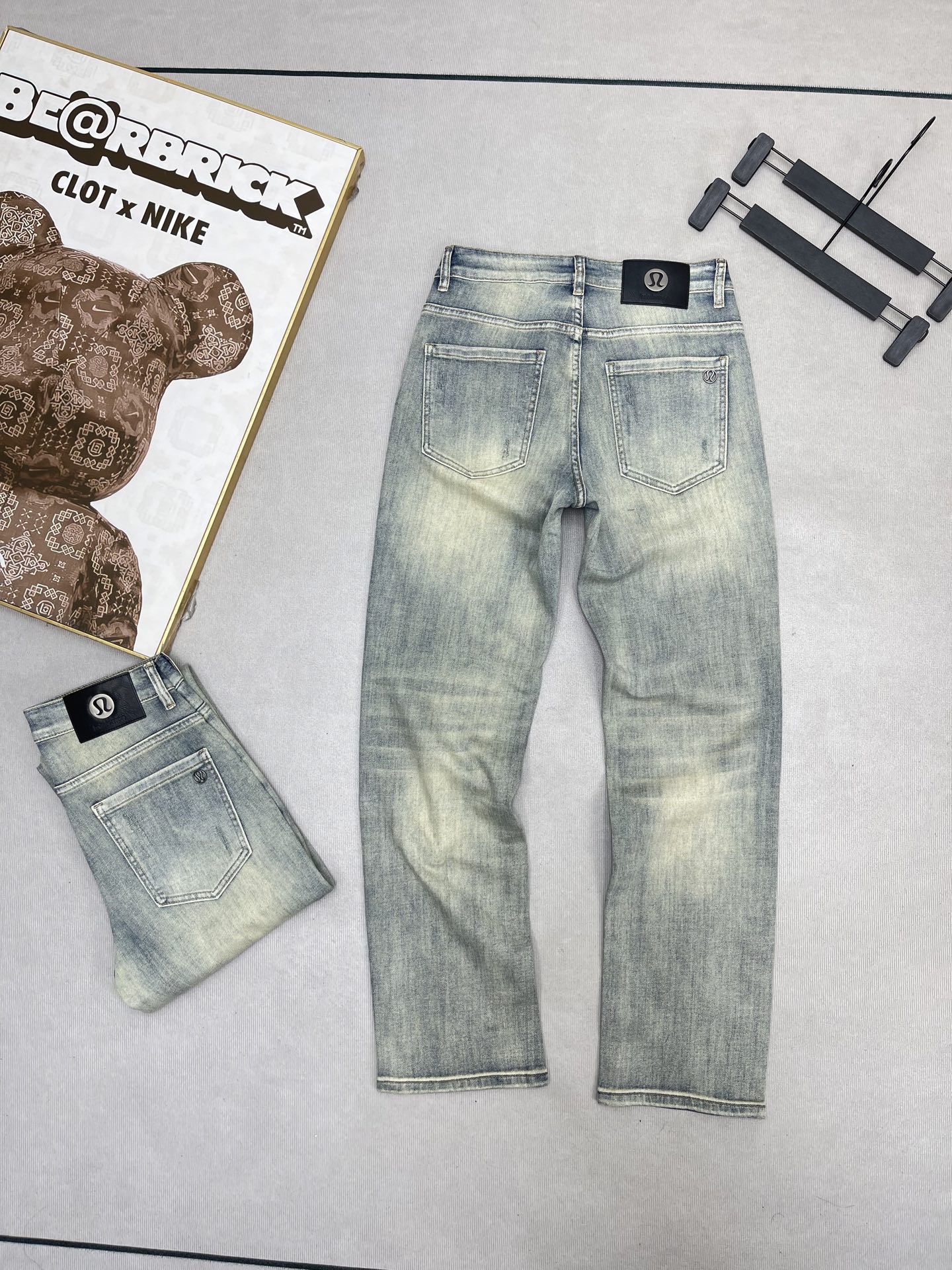 Alternative view of Lululemon Jeans 03822