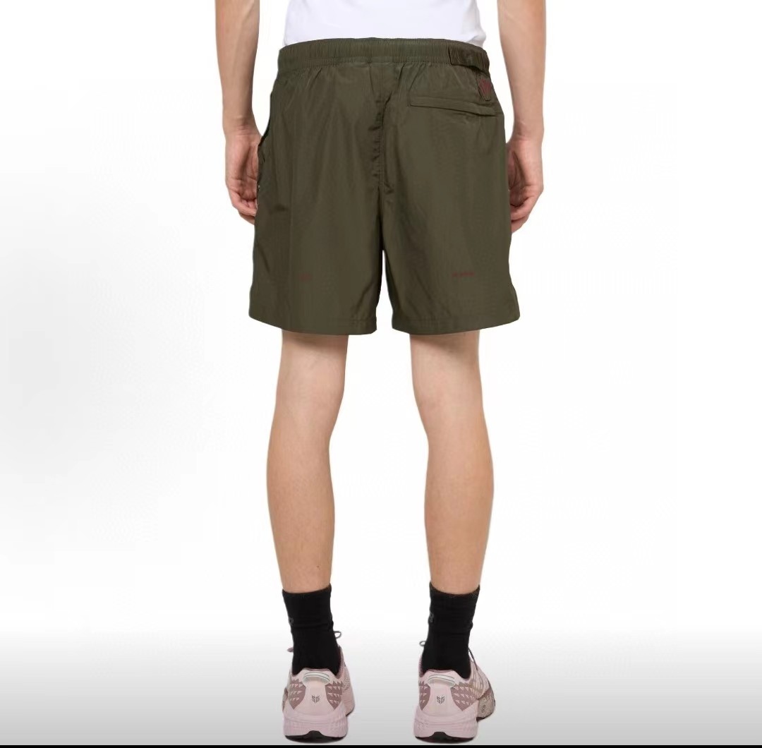 Alternative view of Shorts 03833