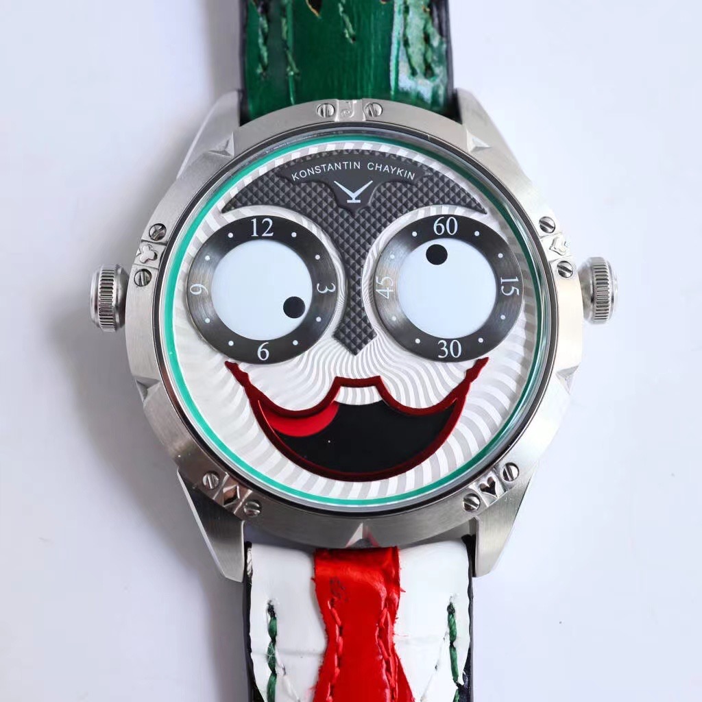 NO:765657,Produced in Taiwan White Shell Black Shell Taiwan Factory Russian Clown PB1 (Konstantin  Chaykin's new popular men's personalized watch has become very popular. It completely subverts the dial design of traditional watchmaking. The expression on the dial is constantly changing with a clown face, rolling eyes, crazy face, and a red tongue sticking out. The expression changes are very rich. The two eyes indicate minutes and hours respectively. There are more than 20,000 expression changes every day. It is a unique design element of humorous nature. People who have seen it are unforgettable and even linger on. Not only does it have a nose, eyes, but also a mouth, face, and ears!  !  Everyone who has seen this watch is shocked!  Poisoners abound!  There are countless people who pay for it!  The best version currently on the market. Russian clown ['Breakthrough' watch industry annual masterpiece] Master craftsmanship of Konstantin Chaykin, Chairman of the AHCI Independent Watchmaking Association [Technical breakthrough] [Case diameter 42mm  The tongue will swing. The movement is stable and the texture is firm. The overall details of the circle are finely CNC polished on the sides, which is time-consuming and laborious. The mold is adjusted many times to be infinitely close to the original, ensuring that the charm and feel are comparable to the original and satisfying all your good feelings for the Russian clown's 'smiling face'. Please look for the exclusive quality and you can adjust the time independently!  Luxurious and exquisite recommended men’s quartz watch. The best luxury recommendation for gift giving. Please look for Taiwan’s exclusive quality.19860909台湾 出品 白壳 黑壳  台湾 Factory俄罗斯小丑 PB1（Konstantin Chaykin）男生个性流行新款手表已经很火了,完全颠覆了传统制表的表盘设计,表盘表情神采不断变化的小丑脸,转动的眼睛,疯狂的面容,和吐出的红色舌头,表情变化非常丰富,两只眼睛分别为分钟和小时的指示,每天有2万多种表情变化,幽默性质的独特的设计元素.看过的人都过目不忘,甚至流连忘返,不仅有鼻子有眼,还有嘴有脸有耳！！见过此表的人无不震惊！中毒者比比皆是！为其买单者更是不计其数！目前市场做得最好的版本.俄罗斯小丑【'突破'钟表行业年度大作】AHCI独立制表协会主席康斯坦丁·切金Konstantin Chaykin大师匠心之作【技术突破】【表壳直径42mmX11.8mm与原装同步】进口石英自制机芯,功能百分百同步原装自产机芯.最新升级版本 舌头会摆动.走时稳定,质感坚挺.整体细节圈口侧面精细CNC打磨耗时费力多次调整模具无限接近原版,确保神韵和感觉能与原装相媲美,满足您对俄罗斯小丑'笑脸'的一切美好情怀.请认准独家品质可以独立调节时分！奢华精致推荐男士石英腕表 送礼最佳奢华推荐请认准台湾独家品质,,Watch