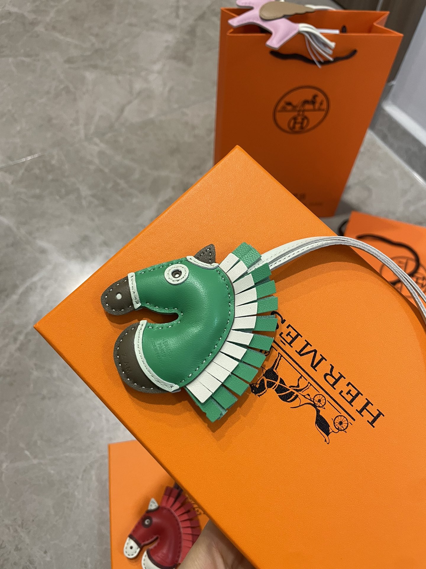 Hermès Bag Collection crafted with premium materials and signature 7