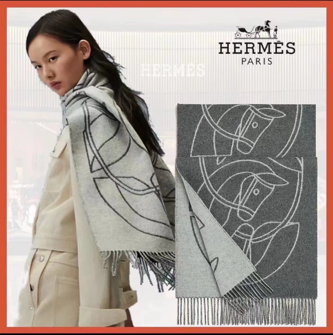Hermès爱马仕 撞色提花编织Entrelacs Equestres马头图案围巾
