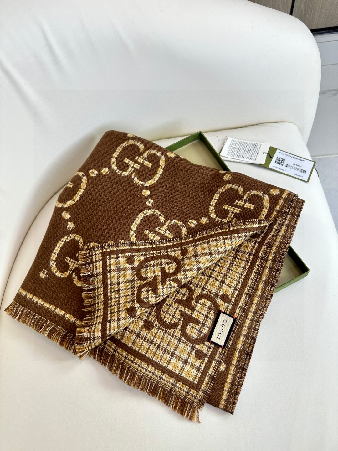 高版本！GG图案中的经典王‼️渠道原单正品♥️ 稀有的原标齐全！官网同款货号，配有流苏饰边的精致双面提花