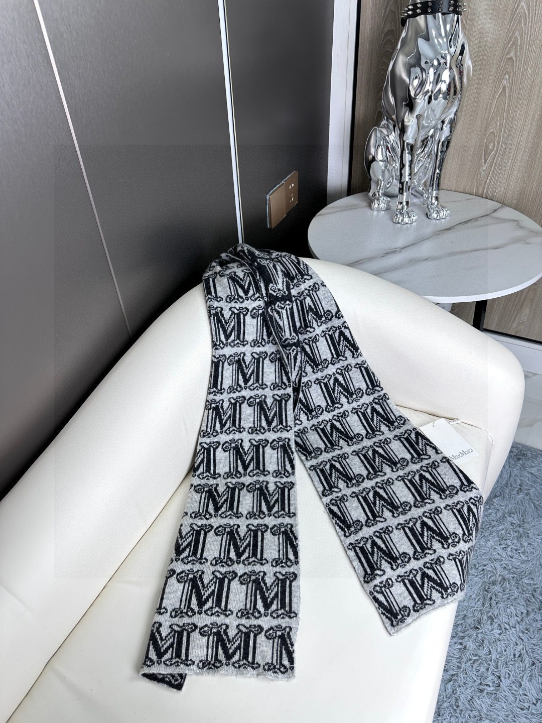 MaxMara家GZ最新款️M针织羊绒长巾非常百搭爆款哦实物真心美针织提花LOGO无论LOGO设计以及面
