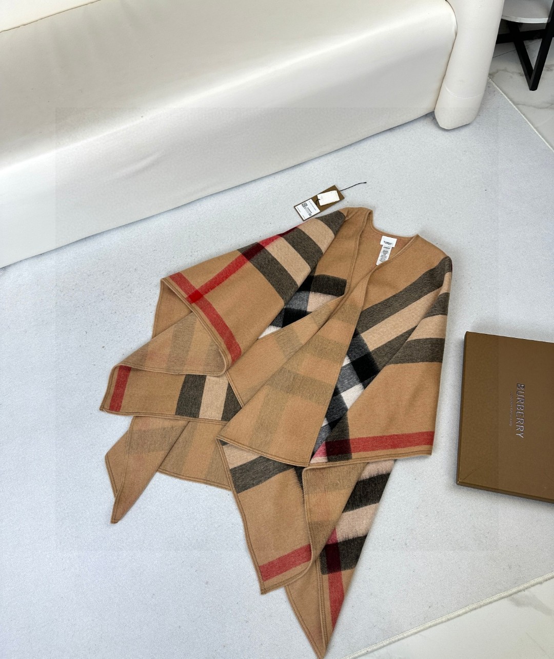 特价上新!高品质!!真真正正的福利!!尽管拿市面上任何一家的货来对比我家品质!Bu史上最牛掰的原单货博柏
