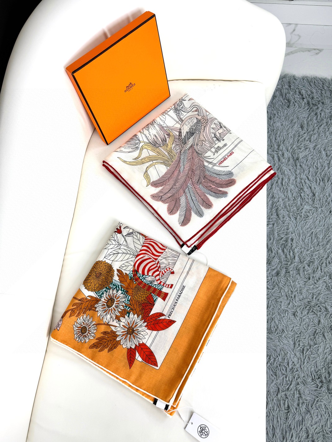 2025年最新原单爱马仕【140顶级丝羊绒方巾，双面同色】👍 描绘了一座中西合璧的动物园。在这里，动植物