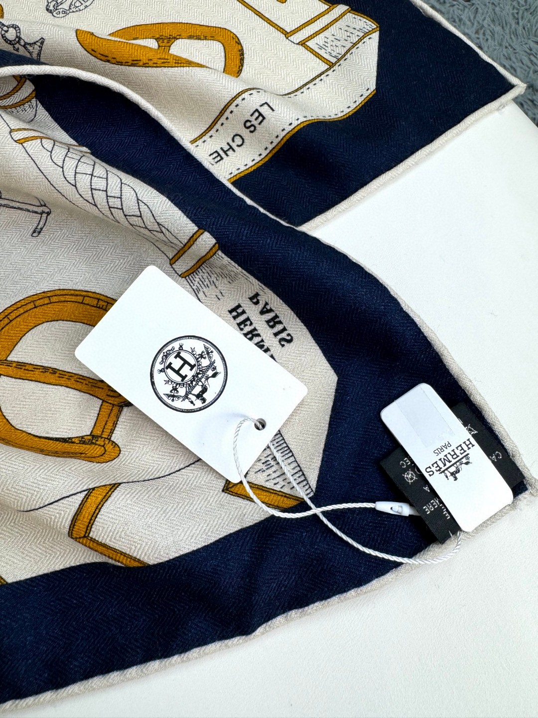 2025年专柜同步 最新款Hermes【双面同色】【跃动的马儿 140】‼️顶级丝羊绒工艺超值‼️爱马仕