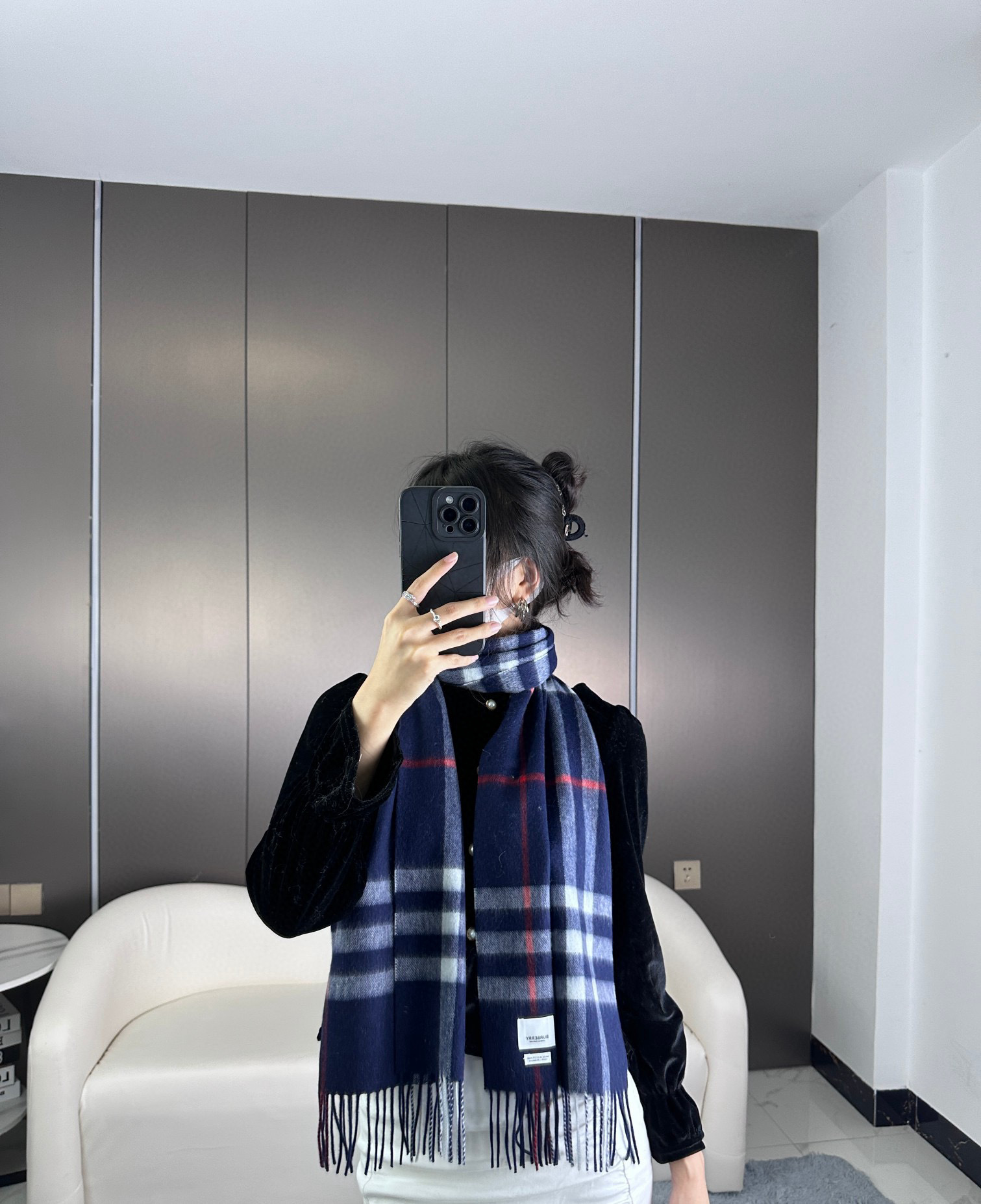 2025年王牌口碑burberry深度水波纹经典羊绒格子围巾‼️专柜最新品相,目前专柜都换上了新标👍经典