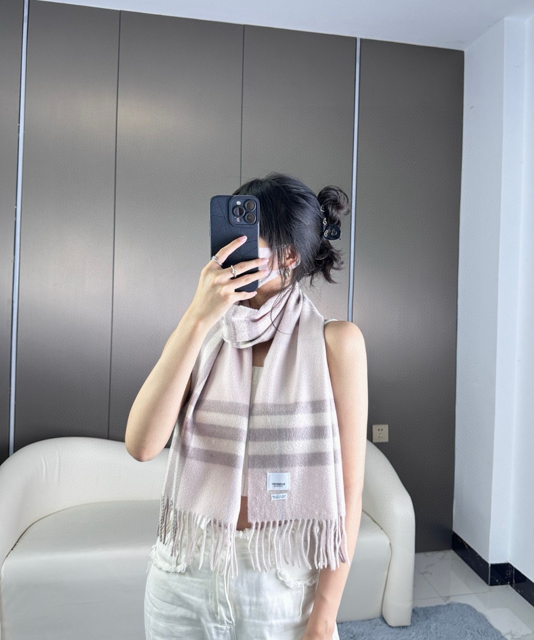 2025年王牌口碑burberry深度水波纹经典羊绒格子围巾‼️专柜最新品相,目前专柜都换上了新标👍经典