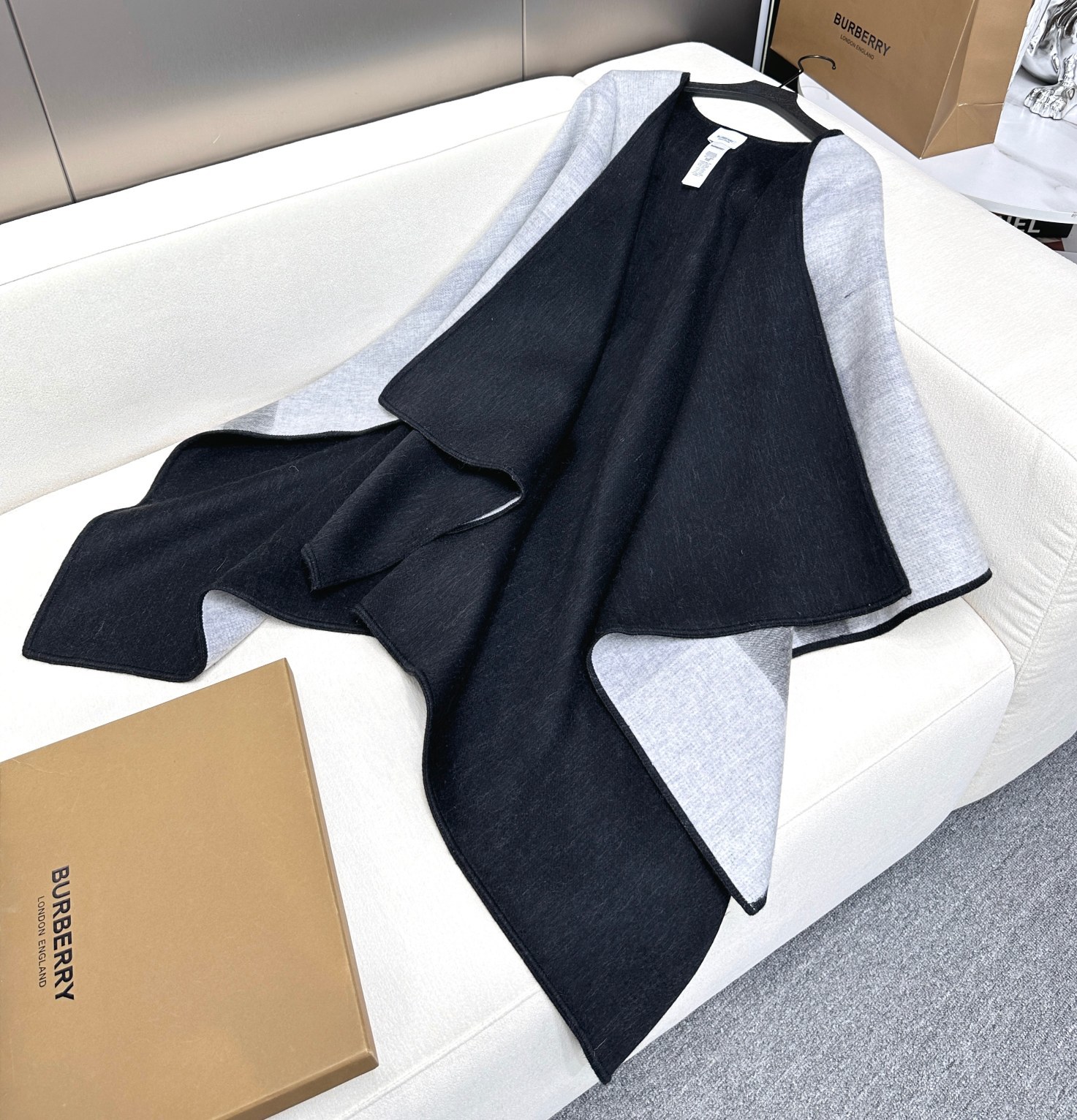 上新!【高品质!!真真正正的福利!!】【尽管拿市面上任何一家的货来对比我家品质!】Bu史上最牛掰的原单货