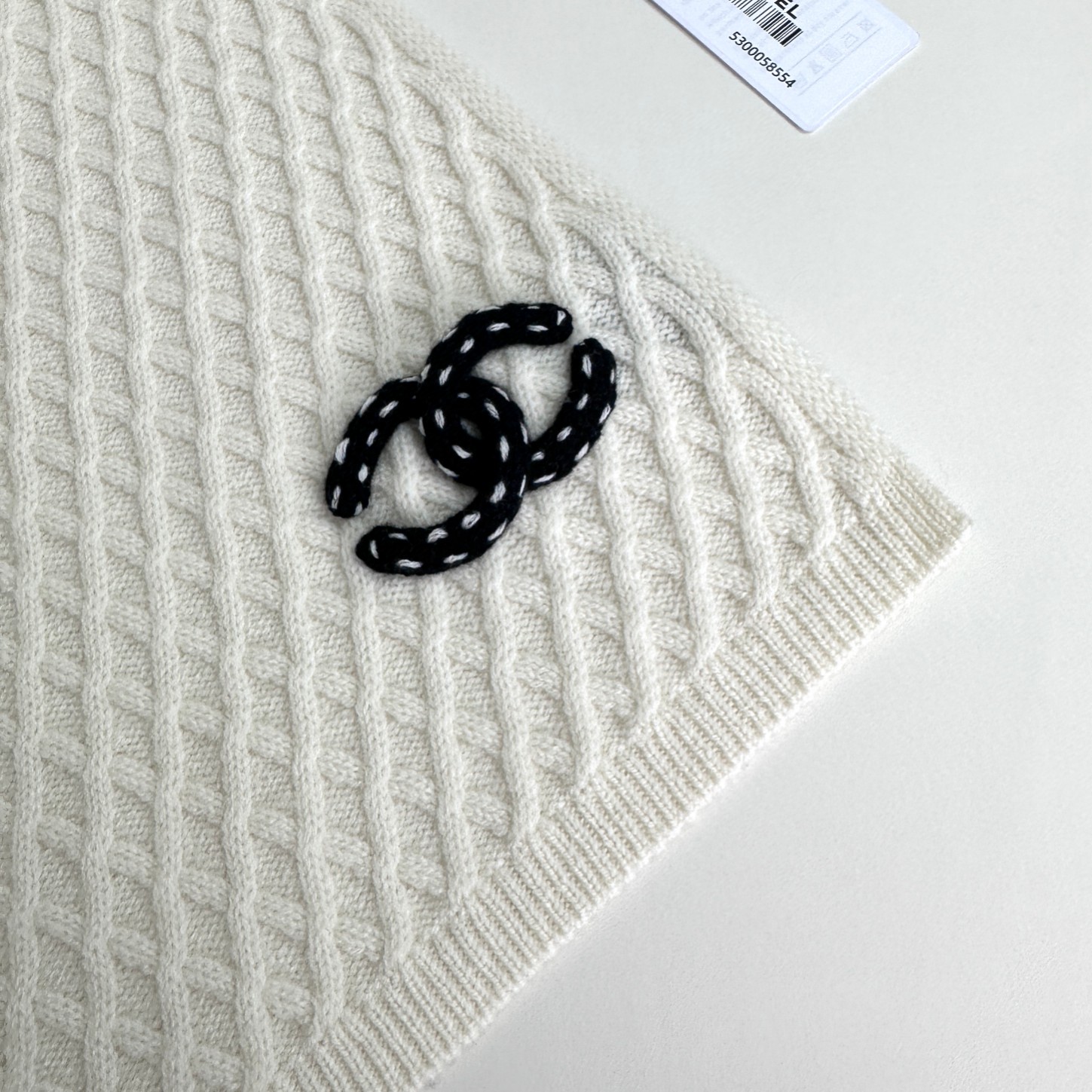 🆕 🛒𝐍𝐄𝐖 · 𝟐𝟎𝟐𝟑/香奈儿新品!独家高品质!香奶奶家顶配款!菱形格logo围巾 选用高捻度羊毛纱线,紧密扎实 🆕 🛒𝐍𝐄𝐖 · 𝟐𝟎𝟐𝟑/香奈儿新品!独家高品质!香奶奶家顶配款!菱形格logo围巾 选用高捻度羊毛纱线,紧密扎实