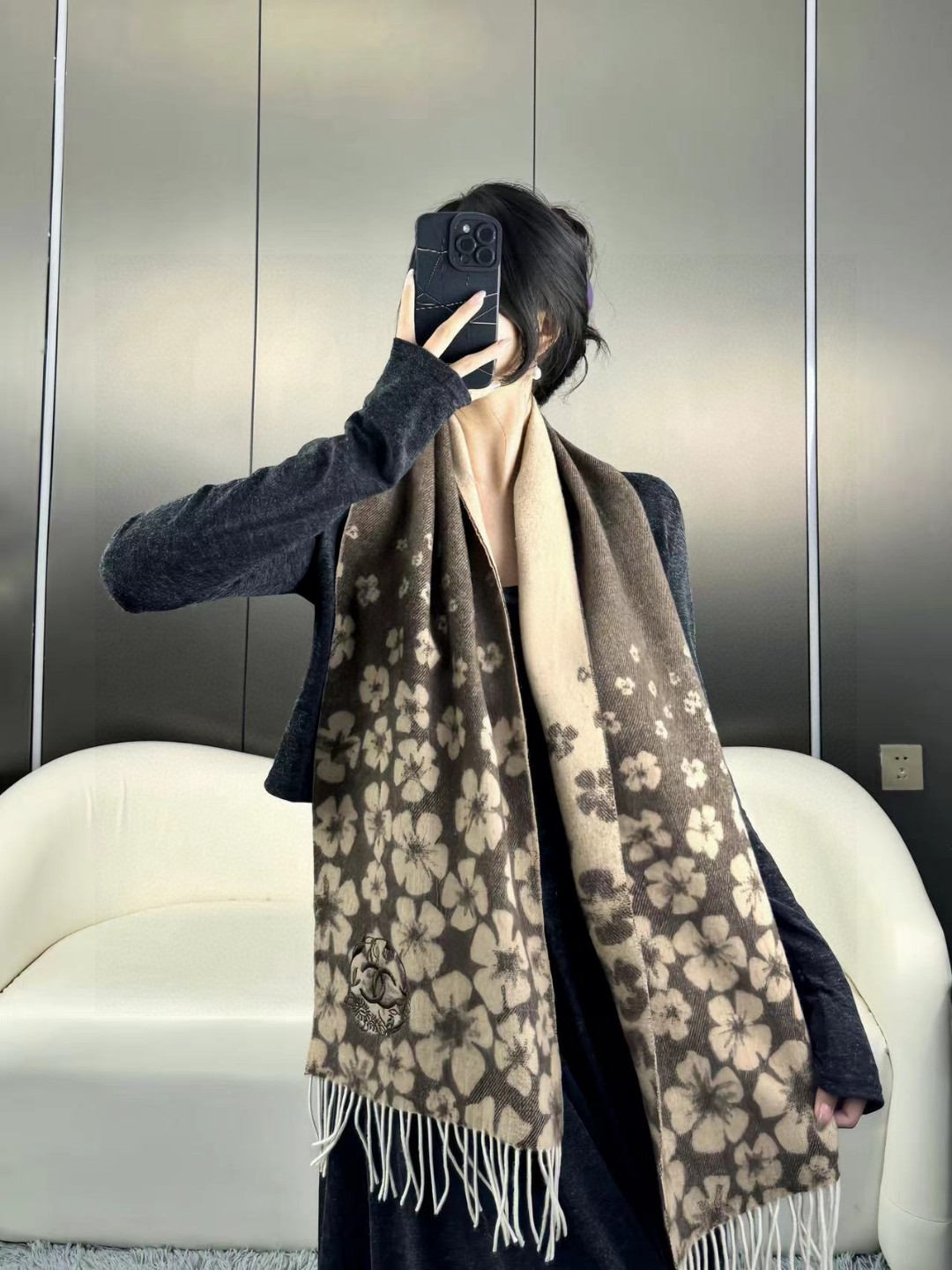   上新！2025秋冬香奈儿男女同款，同步专柜，高端羊绒针织围巾！ 可正式，可随意，非常Classica