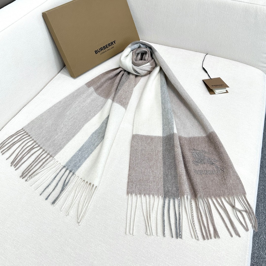 Burberry Cashmere Scarf for Men and Women, Classic Check Design, 30x170cm 6 a1733582272233 0301