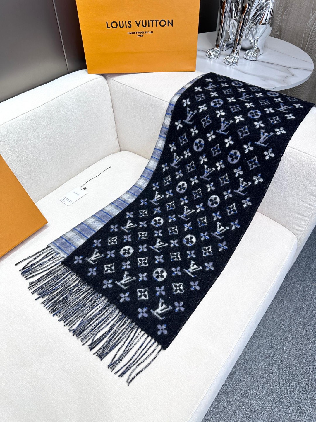 Louis Vuitton Inspired Cashmere Scarf - Designer Style, Ultra-Soft, 32x200 cm 5 a1733584306297 4804