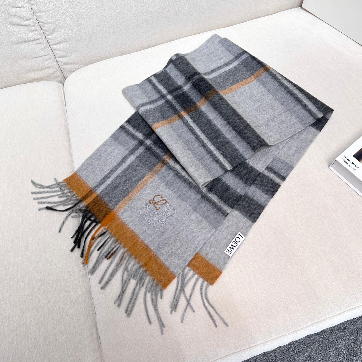 新款到！百分之百山羊绒！2025年罗意微难得的高端女款，非常正的女士围巾~面料大爱，非常柔软细腻舒服‼大