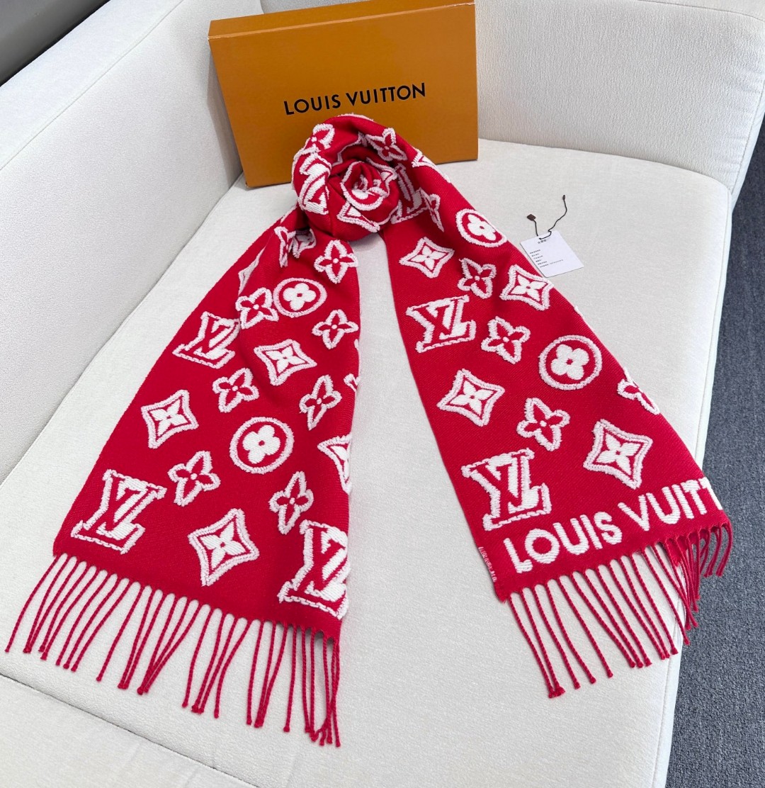 2025年最新爆款到啦！有正品打样！百分之99还原正品！LV 3D 围巾为柔软毛绒混纺织入 Monogr