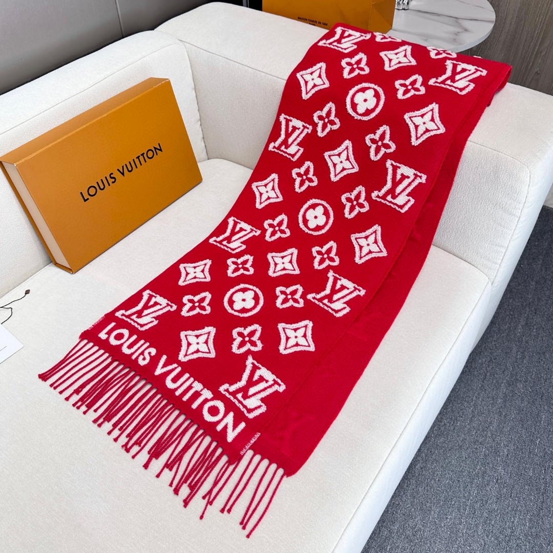 2025年最新爆款到啦！有正品打样！百分之99还原正品！LV 3D 围巾为柔软毛绒混纺织入 Monogr