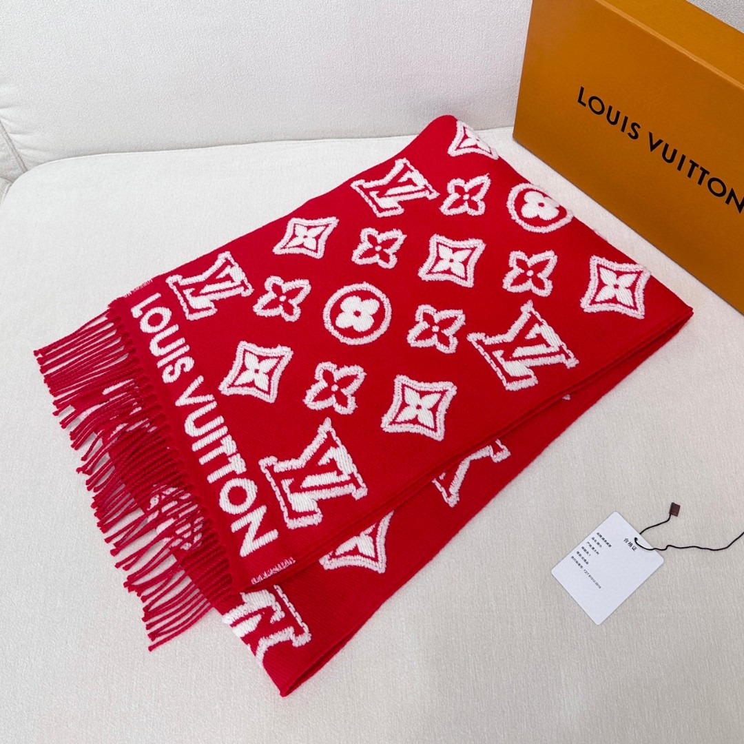 2025年最新爆款到啦！有正品打样！百分之99还原正品！LV 3D 围巾为柔软毛绒混纺织入 Monogr