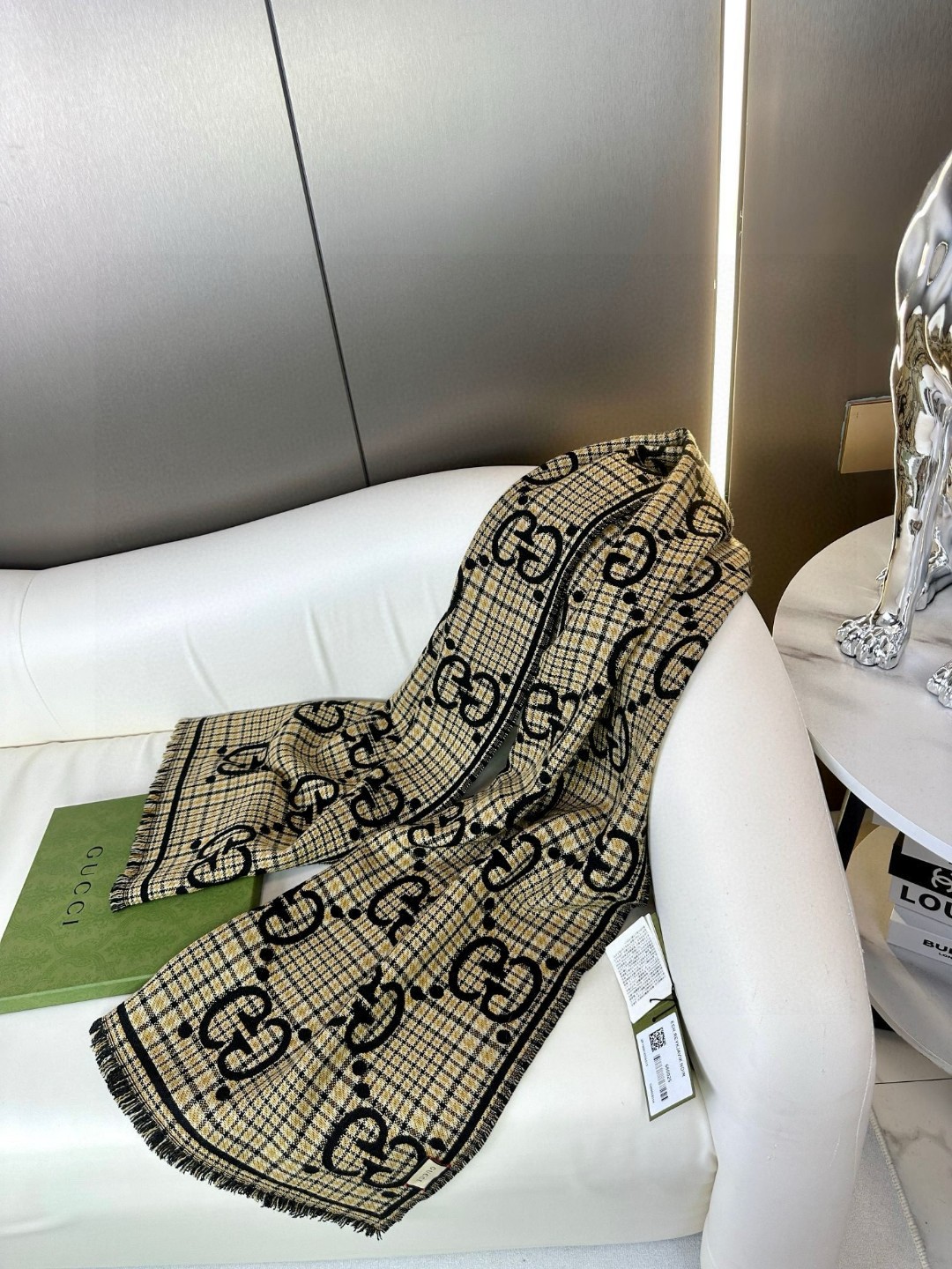 “High-Quality GG Wool Scarf: Classic King of Fashion, Authentic and Timeless” - 图片 5