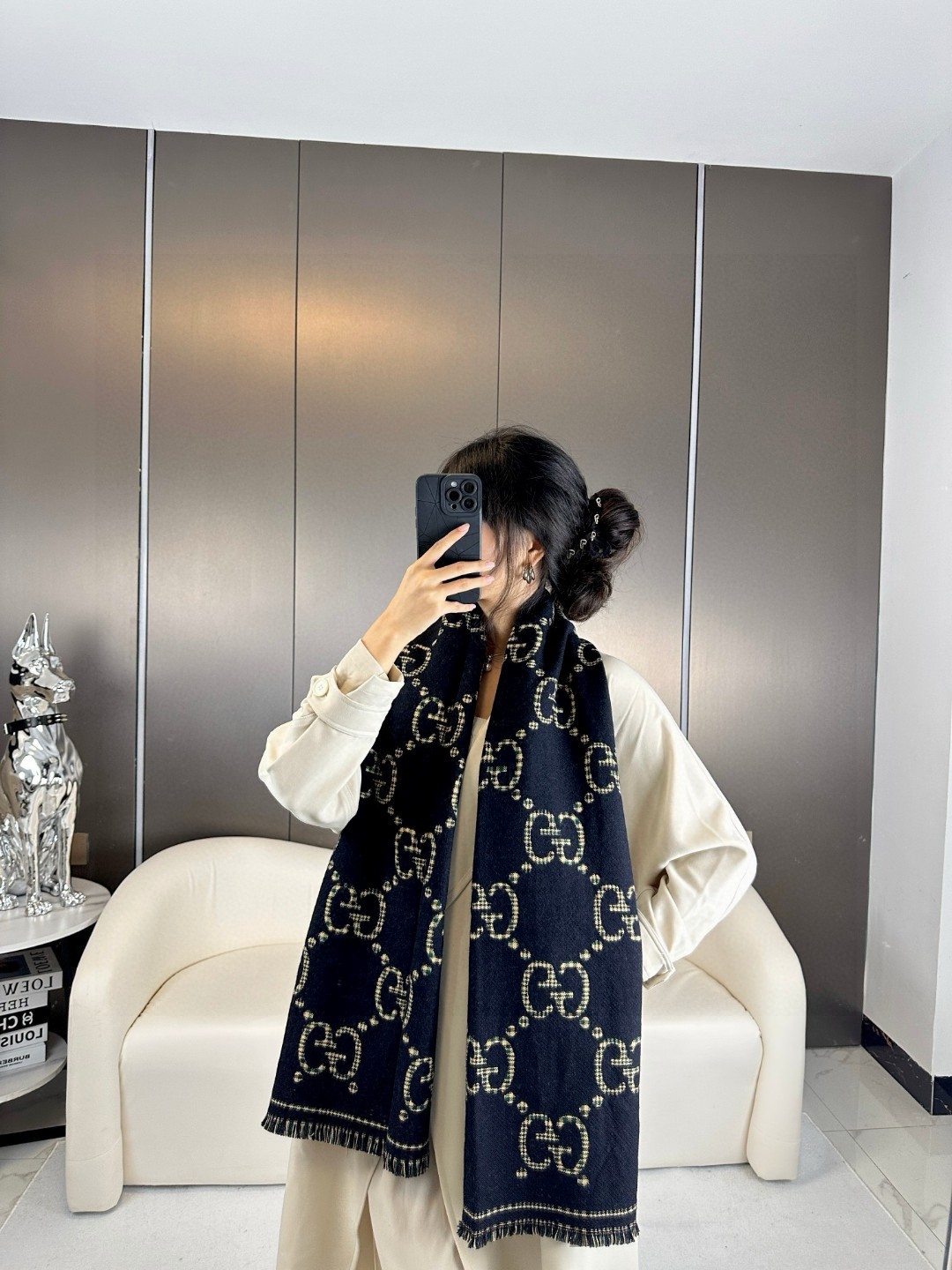 Classic GG King: Zoom 231 Double-Faced Wool Scarf Review