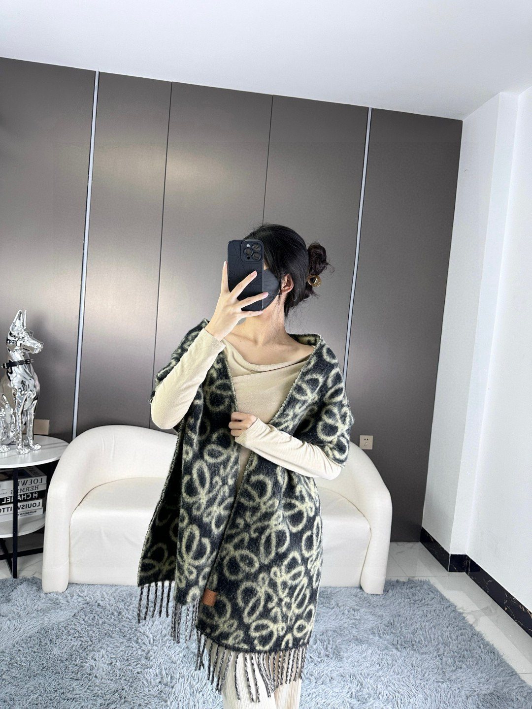 特价 对版高品质到货！上新！2023年爆款到货！Loewe罗意威新品羊毛马海毛围巾❗️ 初秋女孩老钱风超