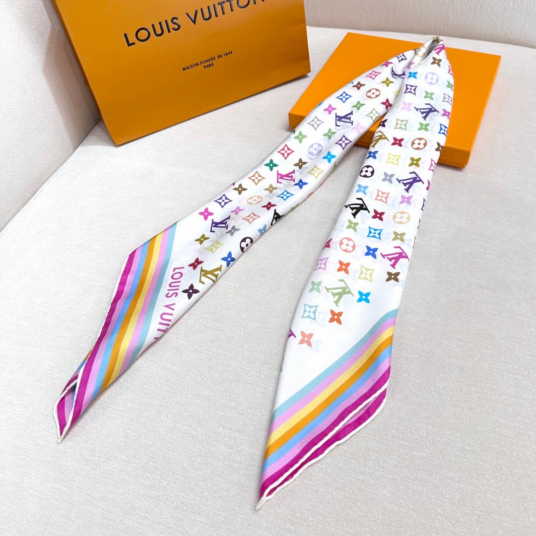 16姆米单面  18姆米双面      LV x TM 90 方巾
【18mm顶级真丝双面同色丝巾】
L