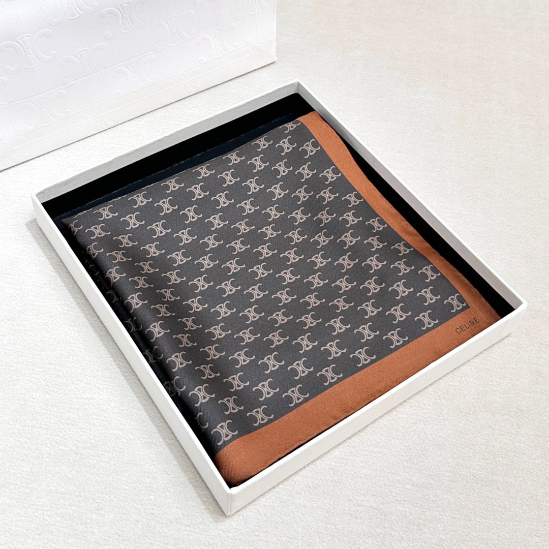 【▪真丝上新🆕……️ 惊艳！😘🔥披着围着都美的~让人过目不忘！！】Celine这款出来的效果真的，一秒美