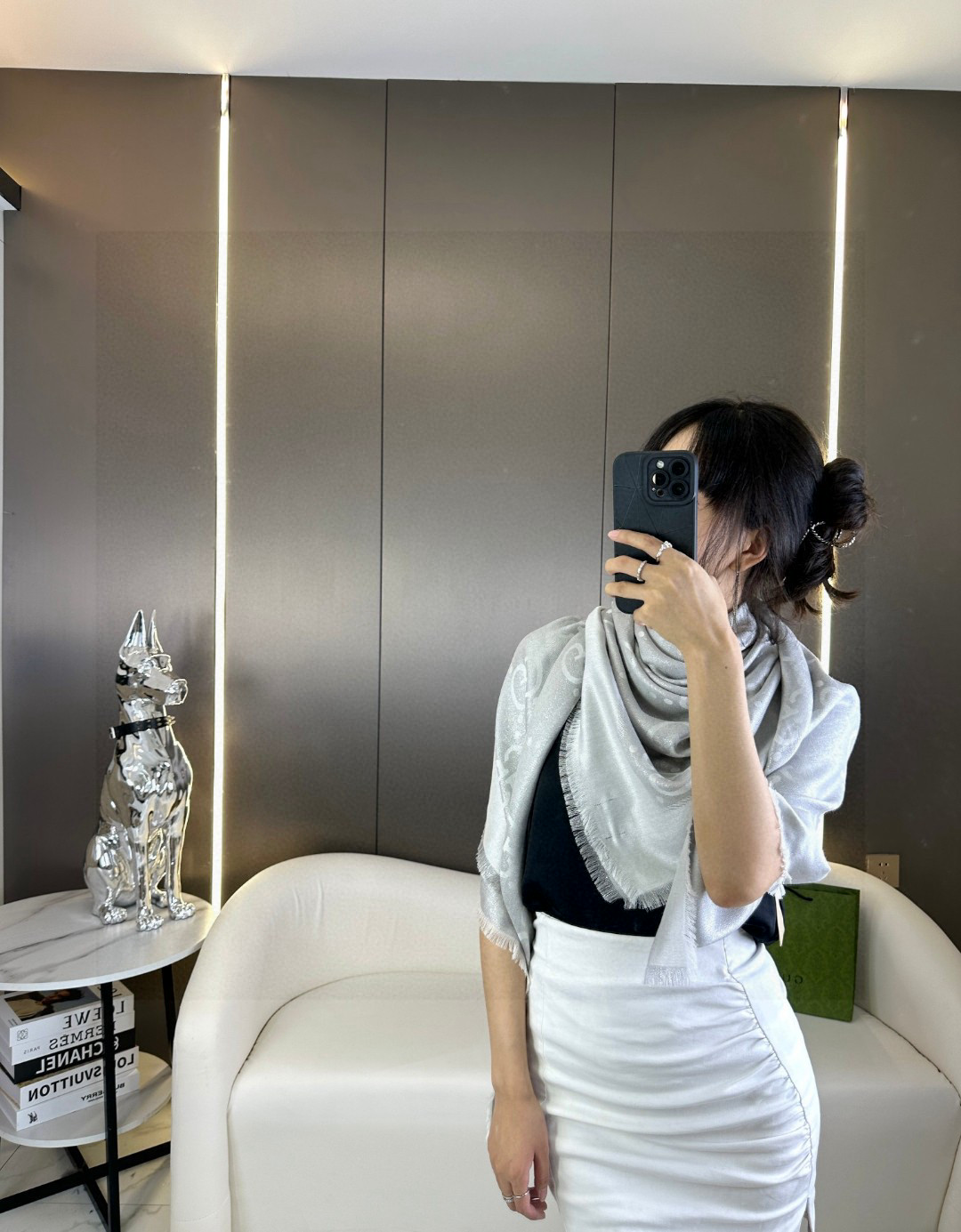 
💕G家【GG金线提花披肩140】方巾，璀璨至极，女神必备的，实物真的美得太闪耀了，品质极好‼️款式经典