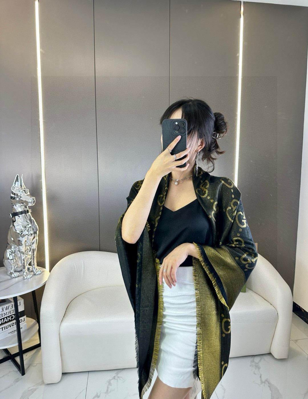 
💕G家【GG金线提花披肩140】方巾，璀璨至极，女神必备的，实物真的美得太闪耀了，品质极好‼️款式经典