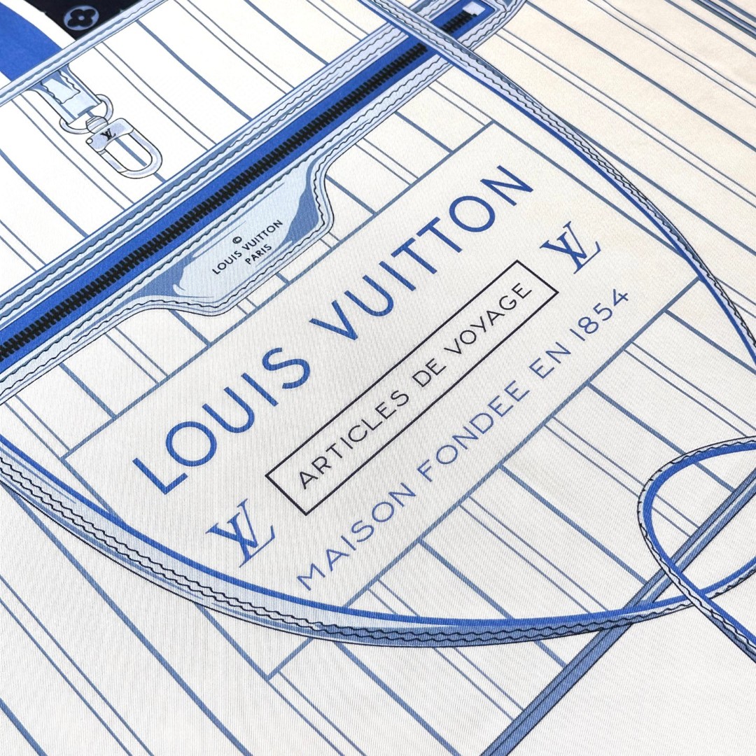 
Louis Vuitton 90 方巾
面料为最顶级16姆米桑蚕丝 手感柔软丝滑 绝对独一无二❗,金字